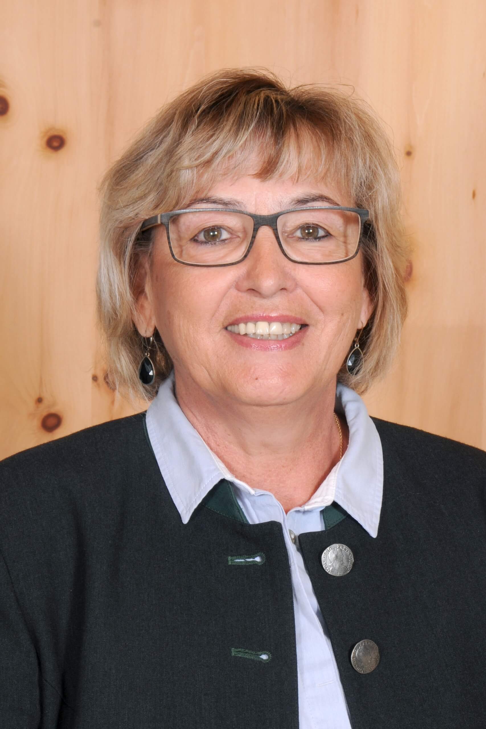 Maria Dollinger